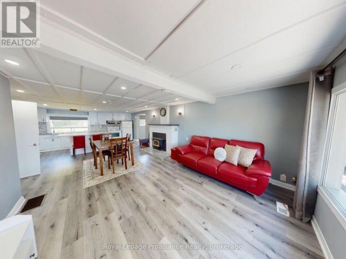 24 COSY COVE LANE, Tweed (Hungerford (Twp)), Ontario, K0K3J0