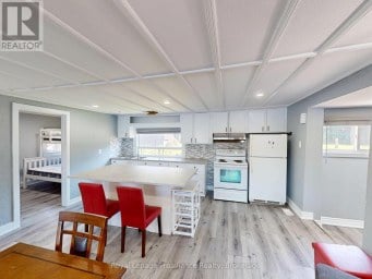 24 COSY COVE LANE Tweed (Hungerford (Twp)) Ontario photo 9