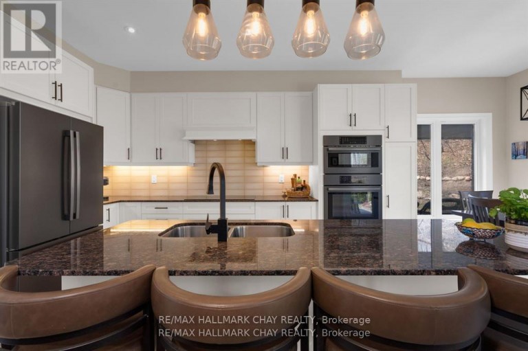 21 RUBY RIDGE, Oro-Medonte (Sugarbush), Ontario, L0L2E0