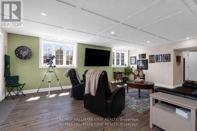 21 RUBY RIDGE Oro-Medonte (Sugarbush) Ontario photo 26