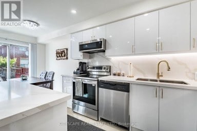 6959 GUARDIAN COURT Mississauga (Lisgar) Ontario photo 16