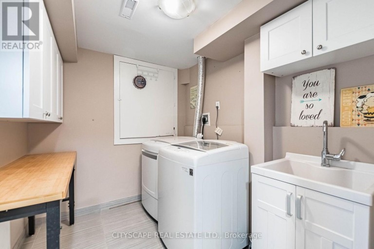 6959 GUARDIAN COURT, Mississauga (Lisgar), Ontario, L5N7E3