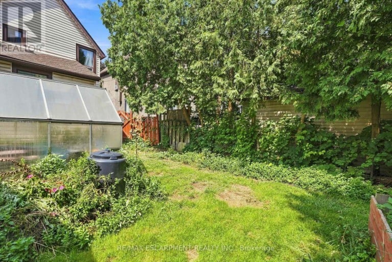 26 NIAGARA STREET, Hamilton (Industrial Sector), Ontario, L8L6A2