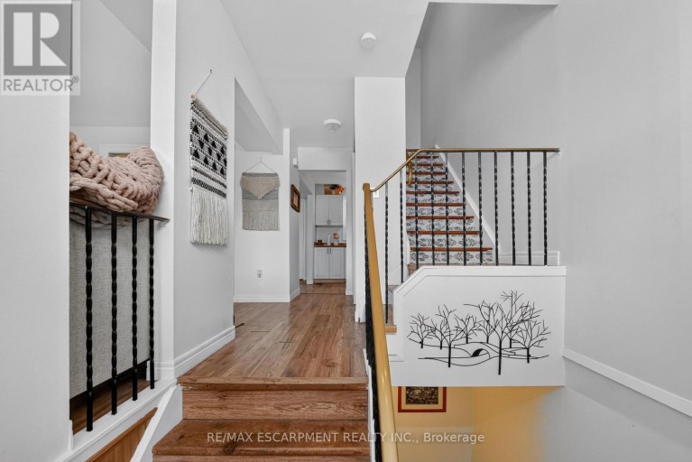 3 - 132 LOCK STREET W, Haldimand (Dunnville), Ontario, N1A1T9
