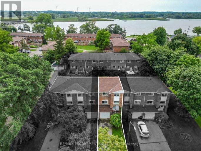 3 - 132 LOCK STREET W, Haldimand (Dunnville), Ontario, N1A1T9