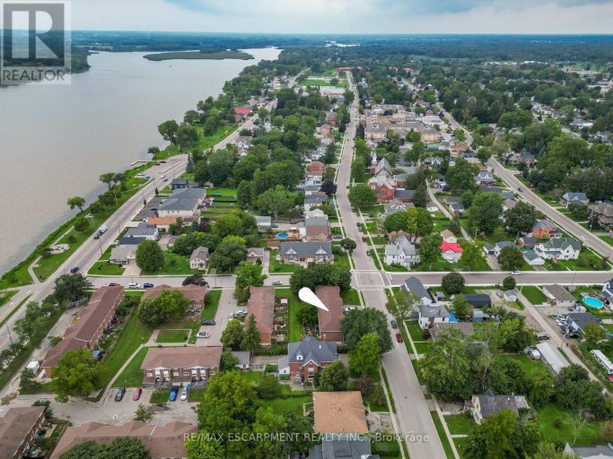 3 - 132 LOCK STREET W, Haldimand (Dunnville), Ontario, N1A1T9