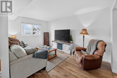 3 - 132 LOCK STREET W Haldimand (Dunnville) Ontario photo 6