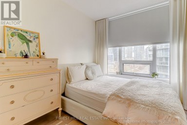 1215 - 17 BATHURST STREET Toronto (Waterfront Communities) Ontario photo 10