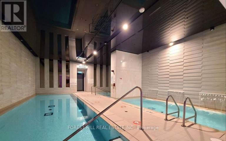 1215 - 17 BATHURST STREET, Toronto (Waterfront Communities), Ontario, M5V0N1