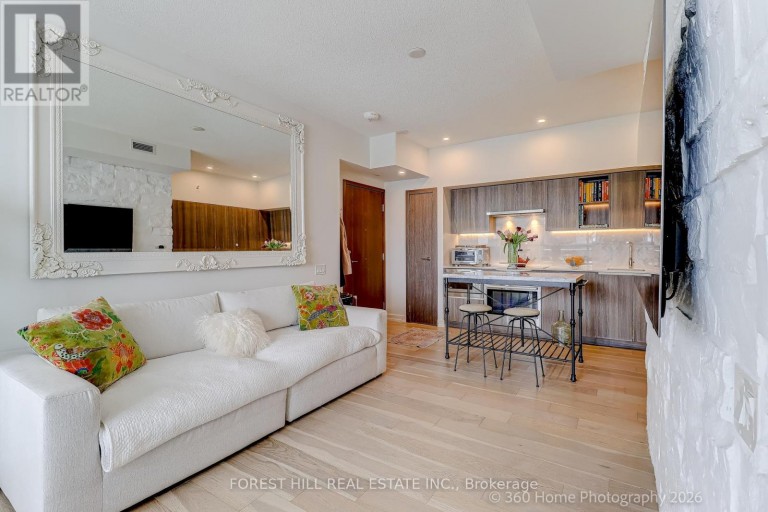 1215 - 17 BATHURST STREET, Toronto (Waterfront Communities), Ontario, M5V0N1