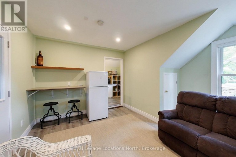 40 ALICE STREET E, Blue Mountains, Ontario, N0H2P0