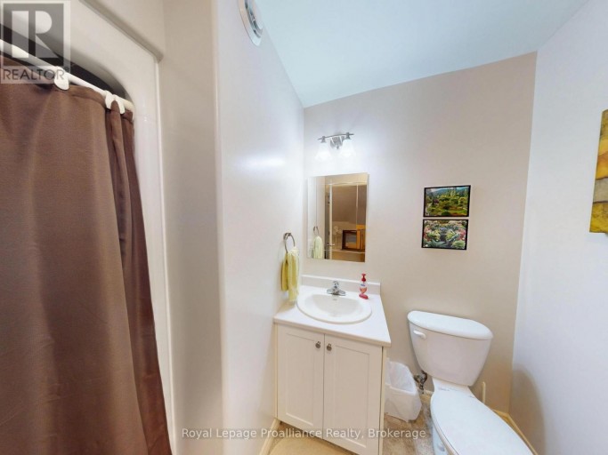 33 - 194 HAIG ROAD, Belleville (Belleville Ward), Ontario, K8N0A8