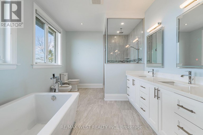 2292 SHORE LANE, Wasaga Beach, Ontario, L9Z2X6