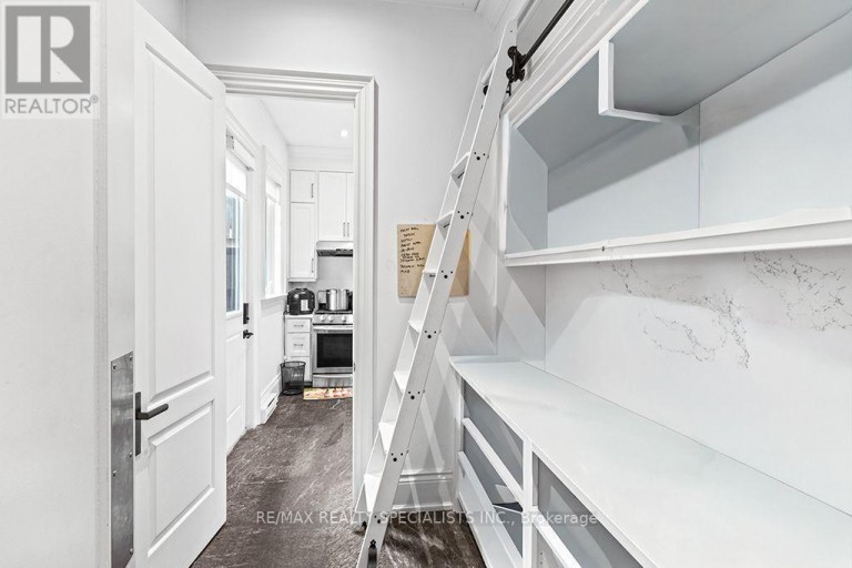 5026 NO 2 SIDE ROAD, Burlington, Ontario, L7M0T4