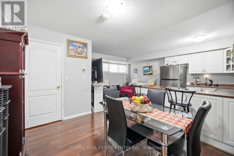 2 - 153 ISAAC DEVINS BOULEVARD, Toronto (Humberlea-Pelmo Park), Ontario, M9M0C5