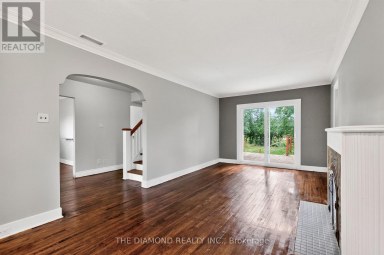 3925 BLOOR STREET W Toronto (Islington-City Centre West) Ontario photo 5