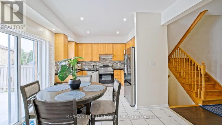 29 ABBOTSBURY DRIVE, Brampton (Credit Valley), Ontario, L6X0S4