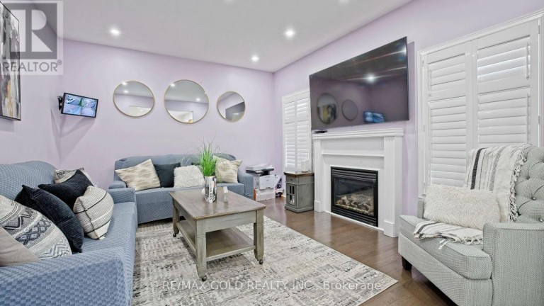 29 ABBOTSBURY DRIVE, Brampton (Credit Valley), Ontario, L6X0S4