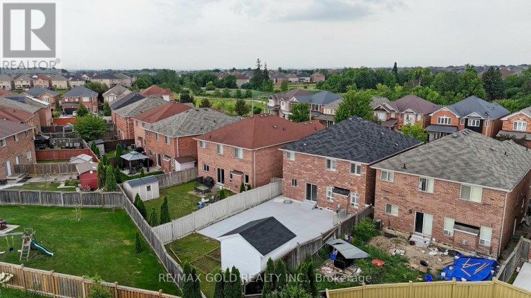 29 ABBOTSBURY DRIVE, Brampton (Credit Valley), Ontario, L6X0S4