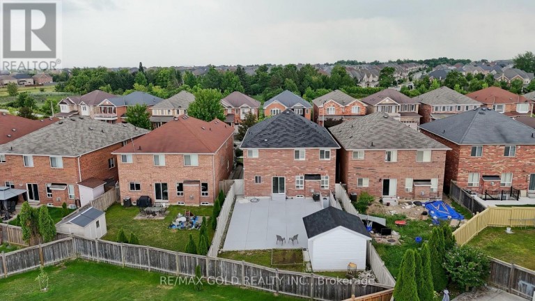 29 ABBOTSBURY DRIVE, Brampton (Credit Valley), Ontario, L6X0S4