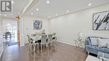 29 ABBOTSBURY DRIVE Brampton (Credit Valley) Ontario photo 7