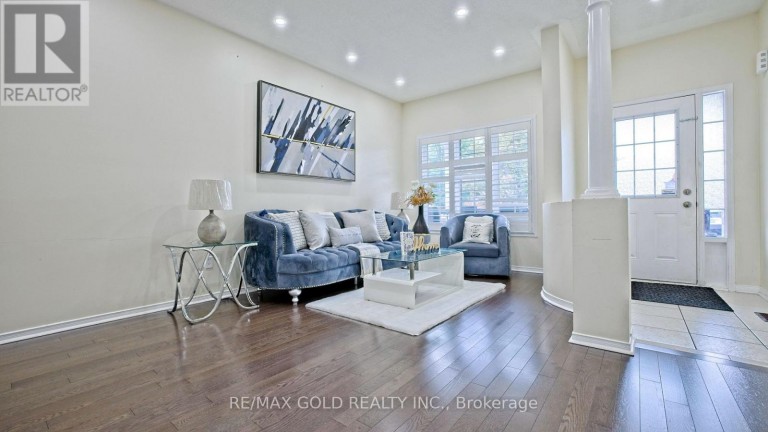 29 ABBOTSBURY DRIVE, Brampton (Credit Valley), Ontario, L6X0S4