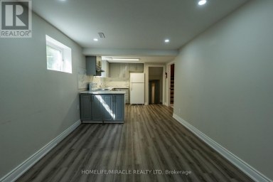 12 BRUBECK ROAD Toronto (Humbermede) Ontario photo 10