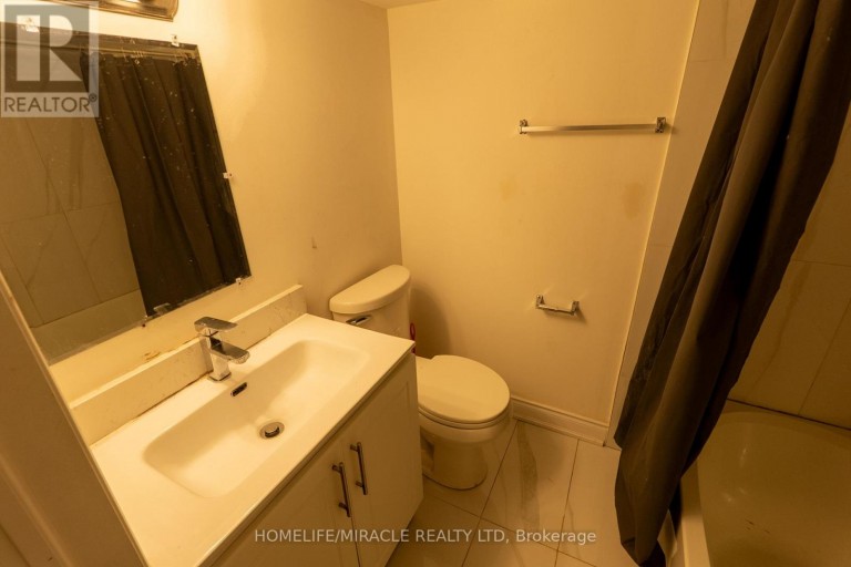 12 BRUBECK ROAD, Toronto (Humbermede), Ontario, M9M1W7