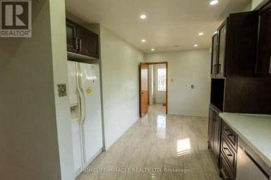 12 BRUBECK ROAD Toronto (Humbermede) Ontario photo 36