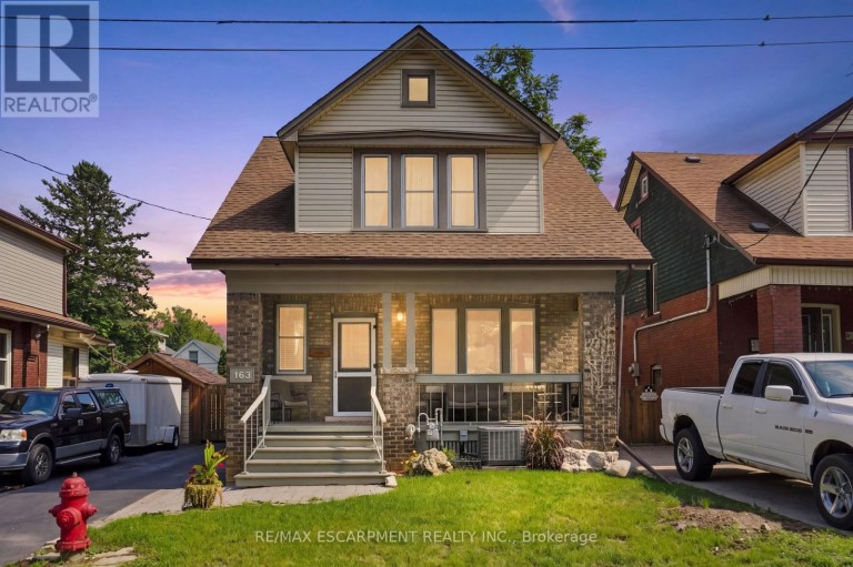 163 GROSVENOR AVENUE S, Hamilton (Delta), Ontario, L8M3L4