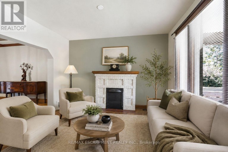 163 GROSVENOR AVENUE S, Hamilton (Delta), Ontario, L8M3L4