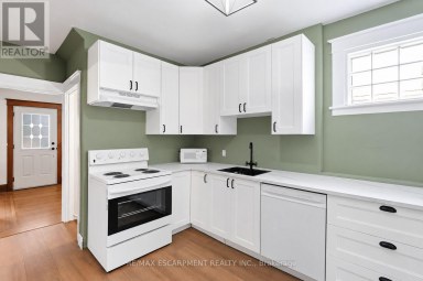 163 GROSVENOR AVENUE S Hamilton (Delta) Ontario photo 16