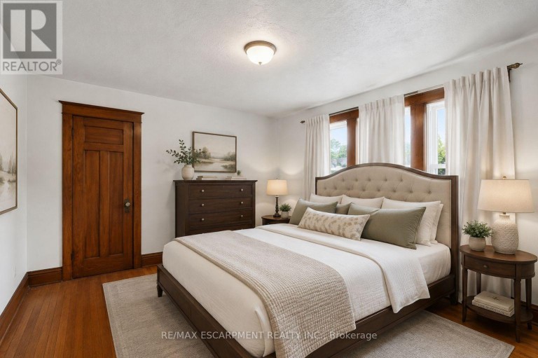 163 GROSVENOR AVENUE S, Hamilton (Delta), Ontario, L8M3L4