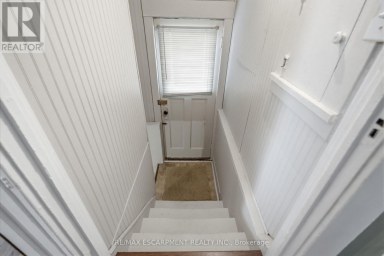 163 GROSVENOR AVENUE S Hamilton (Delta) Ontario photo 35