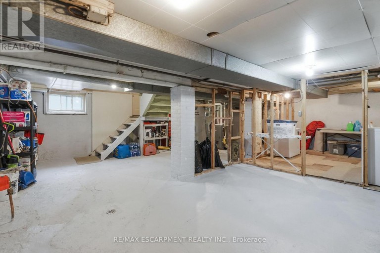 163 GROSVENOR AVENUE S, Hamilton (Delta), Ontario, L8M3L4