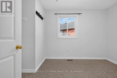 61 BROADLANDS CRESCENT Clarington (Courtice) Ontario photo 13