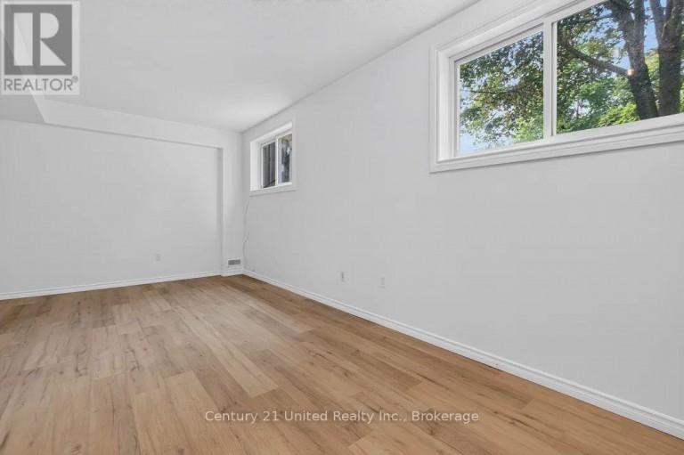61 BROADLANDS CRESCENT, Clarington (Courtice), Ontario, L1E1R3