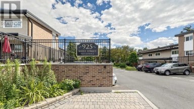 16 - 925 BAYLY STREET Pickering (West Shore) Ontario photo 1
