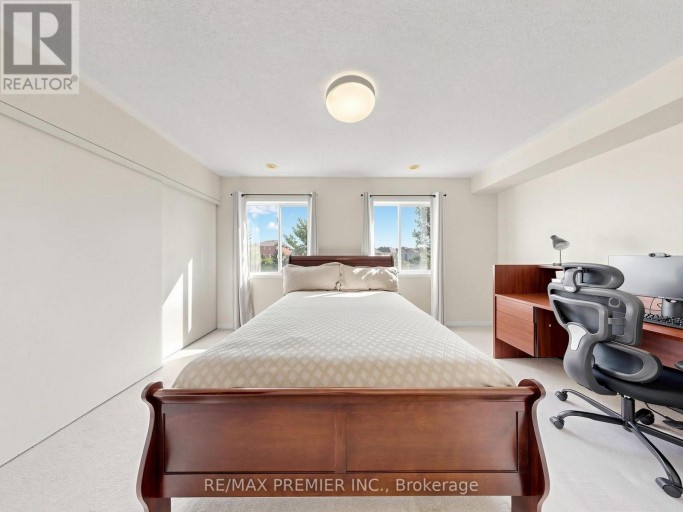 95 JOHN BELL CRESCENT, Toronto (Clairlea-Birchmount), Ontario, M1L0G5