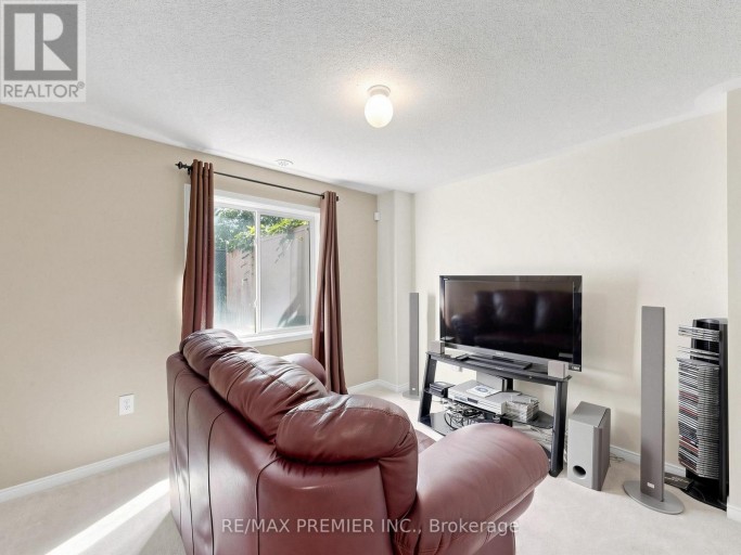95 JOHN BELL CRESCENT, Toronto (Clairlea-Birchmount), Ontario, M1L0G5