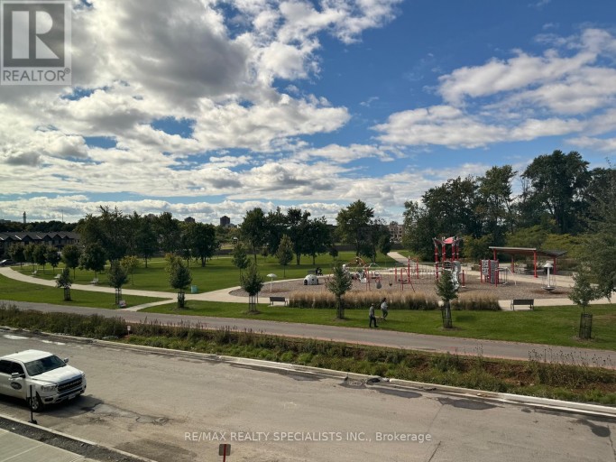 203 - 397 CODDS ROAD, Ottawa, Ontario, K1K2G8