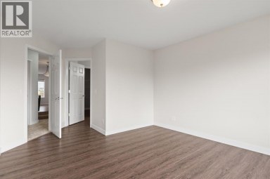 31 Saddletree Drive NE Calgary Alberta photo 18