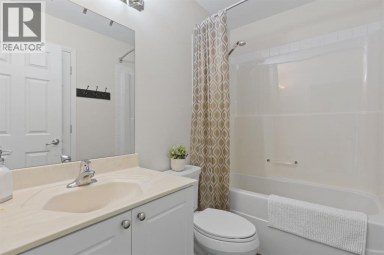 31 Saddletree Drive NE Calgary Alberta photo 23
