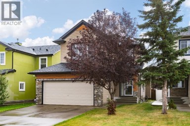 31 Saddletree Drive NE Calgary Alberta photo 3
