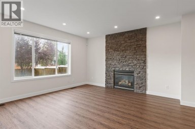 31 Saddletree Drive NE Calgary Alberta photo 8
