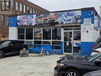 8 MILVAN DRIVE Toronto (Humber Summit) Ontario photo 1