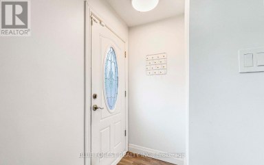 104 DELAWARE STREET London East (East M) Ontario photo 3