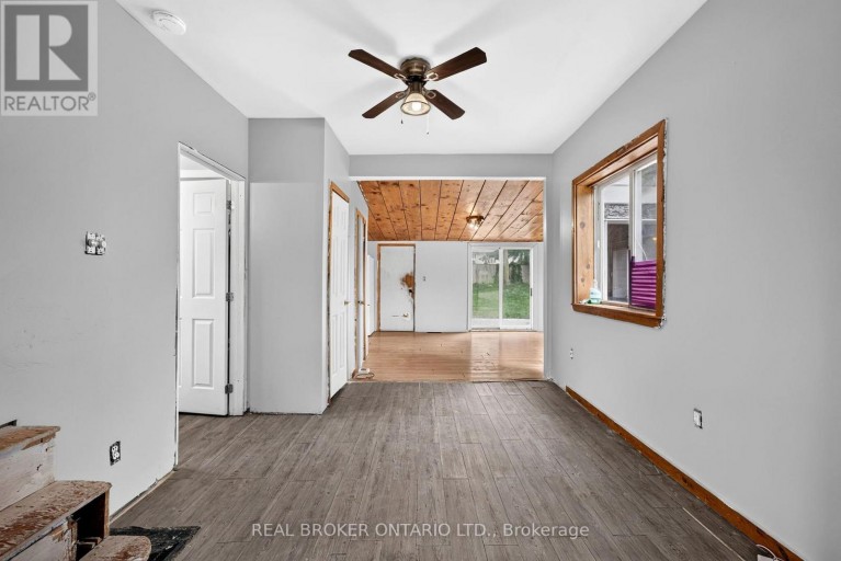 19 COLEMAN STREET, Huron East (Seaforth), Ontario, N0K1W0