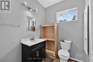 19 COLEMAN STREET Huron East (Seaforth) Ontario photo 13