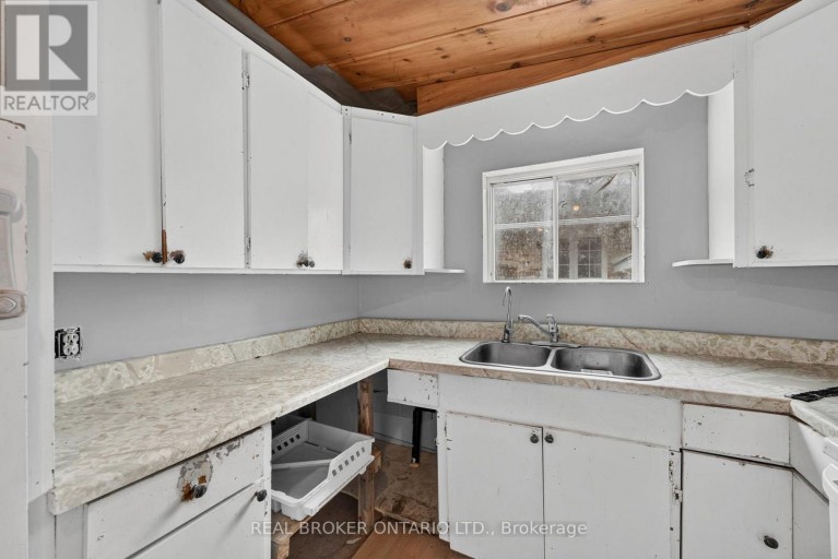19 COLEMAN STREET, Huron East (Seaforth), Ontario, N0K1W0